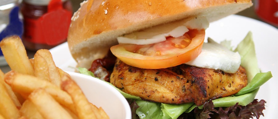 Chicken burgers with bacon